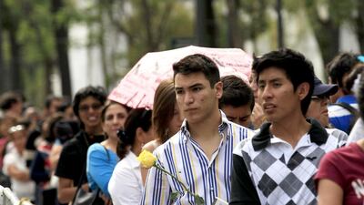 Hundreds of people line up to enter the Palace of Fine Arts for a public viewing of the ashes of Colombian Nobel laureate Gabriel Garcia Marquez in Mexico City. Reuters