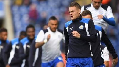 Jamie Vardy of Leicester City warms up prior to kick-off. Michael Regan / Getty Images