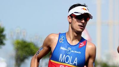 Mario Mola of Spain in action during the Elite Men's 2016 ITU World Triathlon Abu Dhabi on March 5, 2016 in Abu Dhabi, United Arab Emirates. (Photo by Warren Little/Getty Images)