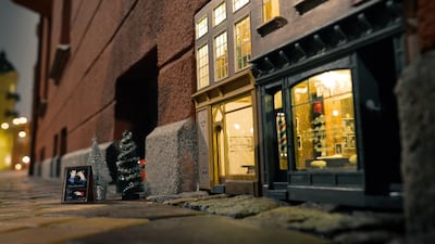 A miniature barber shop. Courtesy Anonymouse MMX