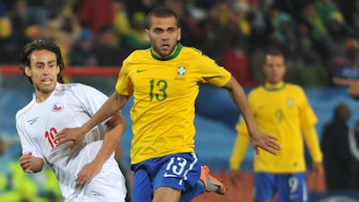 Jorge Valdivia (L) Part of Chile’s team in 2010 and 2014; starred for Al Ain and latterly played for Al Wahda. AFP PHOTO / ROBERTO SCHMIDT