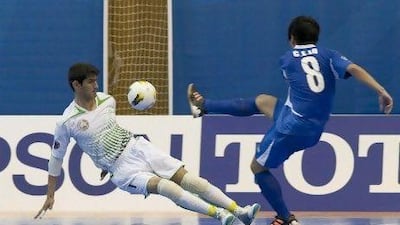 Action from the Chinese Taipei-Tajikstan game yesterday is evidence to futsal’s popularity.
