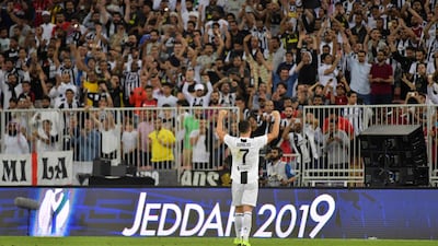 Ronaldo takes the applause of the crowd in Jeddah. AFP