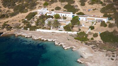 An aerial view of the 13-room main villa. Vladi Private Islands / www.vladi-private-islands.de