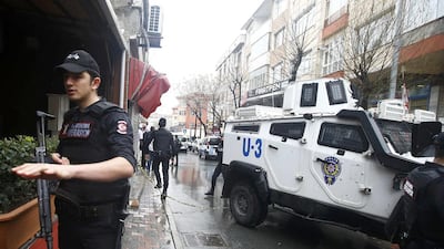 Special forces officers cordon off a street on March 3, 2016, following an attack by two women on a police station in the Istandbul suburb of Bayrampasa, Turkey. Osman Orsal / Reuters