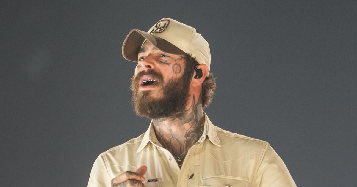 Post Malone dazzles fans in Saudi Arabia during Esports World Cup's ...
