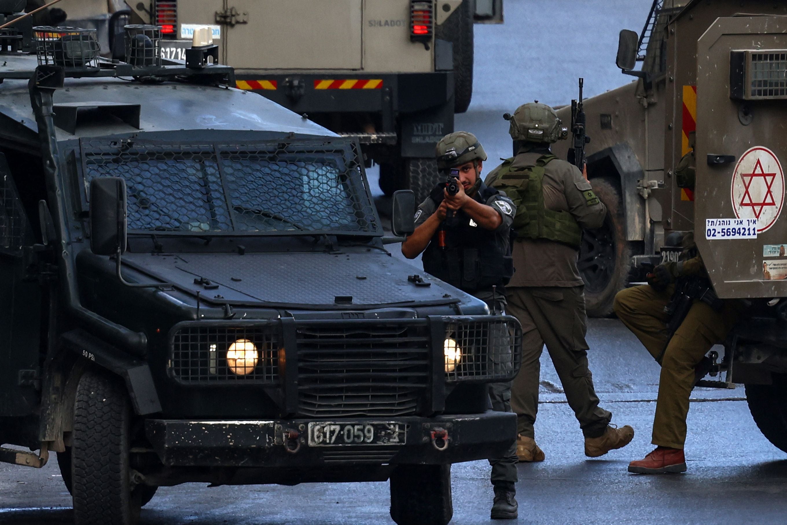 Image linked from the original feed: Palestinian woman loses unborn child after Israeli forces stop ambulance at Nablus checkpoint