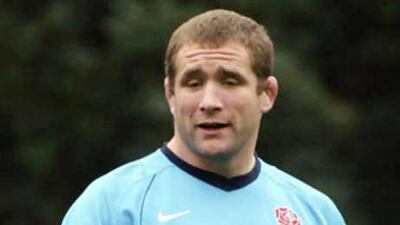 Prop Phil Vickery has been restored to the England front row for the game against Australia at the weekend.