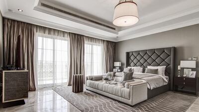 The first floor living area offers a sizeable master suite, two further large en-suite bedrooms, two more well proportioned bedrooms sharing a common bathroom, a good size family room and a small pantry. Courtesy Luxhabitat