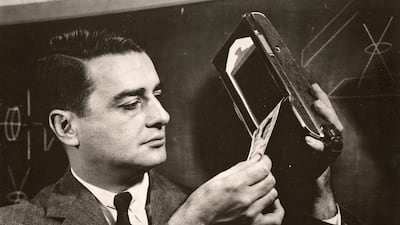 Polaroid’s Edwin Land demonstrates the one-step development process in 1947. Courtesy Baker Library, Harvard Business School