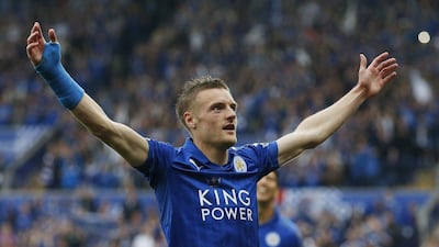 Jamie Vardy celebrates after scoring the third goal for Leicester City against Everton on May 7, 2016. (Reuters/Andrew Boyers)