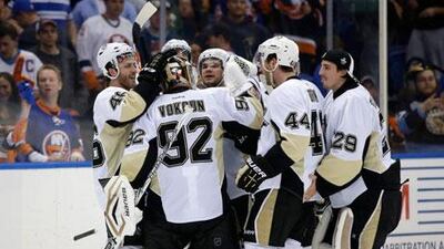 The Pittsburgh Penguins are set to face-off with the Ottawa Senators. Kathy Willens / AP Photo