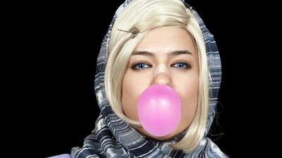 Shirin Aliabadi. Miss Hybrid 3, C-print. ©Shirin Aliabadi. Courtesy: Mohammed Afkhami Foundation.