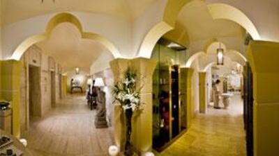 The Mandara Spa, where the gorgeous decor, fragrant oils and a ritual-filled treatment belied the thorough pummelling.