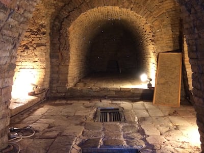 Who lies in Hong Kong's Lei Cheng Uk Han Tomb is still a mystery. Photo: Wikimedia Commons