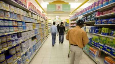 Customers buying groceries at Lulu Hypermarket, Abu Dhabi.