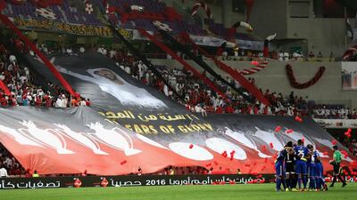 The Al Nasr team huddle in the second half of extra time during the President’s Cup final between Al Ahli and Al Nasr at Hazza bin Zayed Stadium on June 3, 2015 in Al Ain, United Arab Emirates. (Photo by Warren Little/Getty Images)