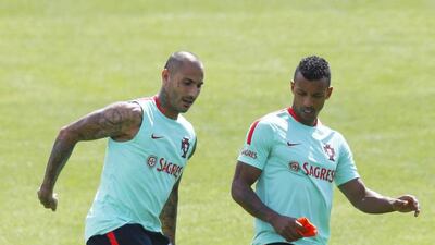 Portugal’s players Ricardo Quaresma (L) and Nani during training. REUTERS/Regis Duvignau