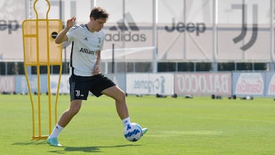 Federico Chiesa trains in Italy,