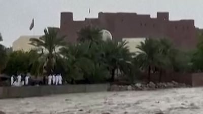 Deadly floods in Oman after heavy rain