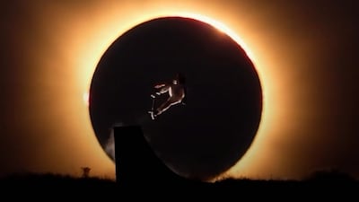 Olympian performs incredible eclipse stunt