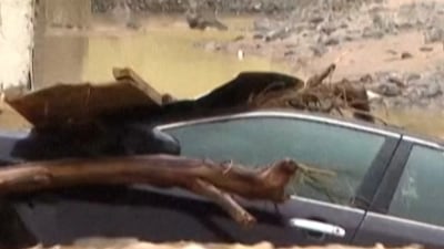 Heavy rain damages roads and vehicles in Oman