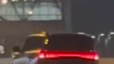 Police seize vehicle of reckless driver in Dubai