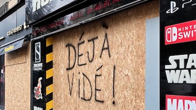 Paris shops boarding up in anticipation of Saturday protests