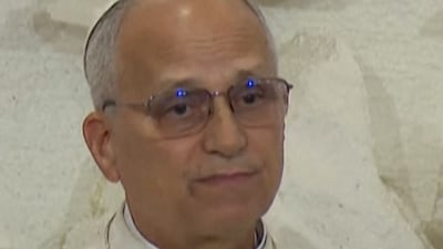 Pope calls for Lebanese people to stay in homeland