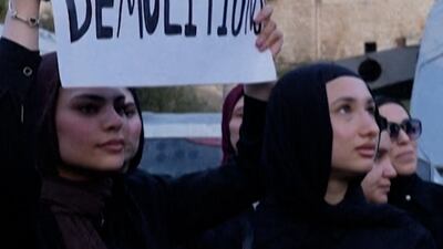 Palestinians refuse to hand over homes to Israel