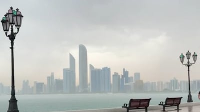 Heavy rain and strong wind sweep across UAE