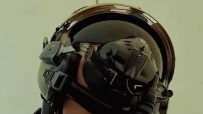 UAE air force pilots show off skills