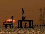 Trump claims US will take control of 65bn barrels of Venezuelan oil