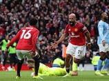 Manchester derby: Dream start for Michael Carrick as United overpower City