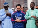 Kurta or thobe? Zohran Mamdani’s Arsenal Eid outfit reflects a crossroads of cultures