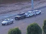 Abu Dhabi Police warn drivers against stopping in middle of road
