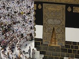 Makkah access restricted to pilgrims and special permit holders ahead of Hajj