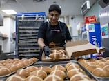 Dubai bakery sells 1,000 hot cross buns and snacks in hours after community cooks up support