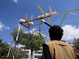 Iran war latest: Air strikes and injuries as Saudi Arabia and Houthis exchange fire