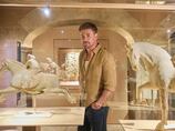 Chris Hemsworth tours Zayed National Museum and Sheikh Zayed Grand Mosque in Abu Dhabi