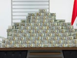 Iraq seizes another $26m cash and more than 60kg of gold as corruption sweep continues